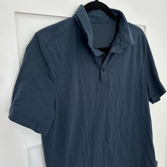 Lululemon Men’s Collared Shirt - Picture 7 of 14